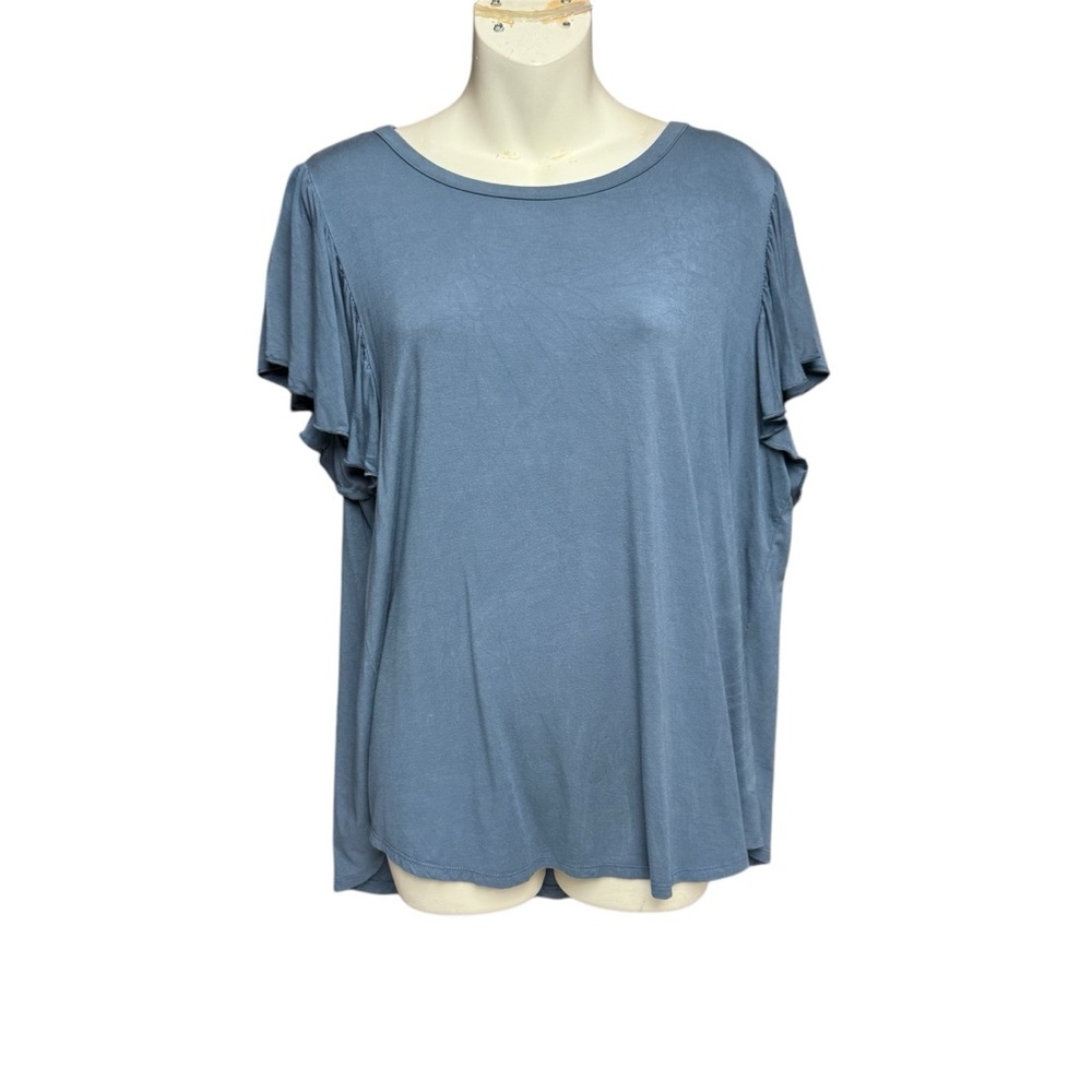 Kim & Cami slate Blue Flutter Sleeve Top. XL